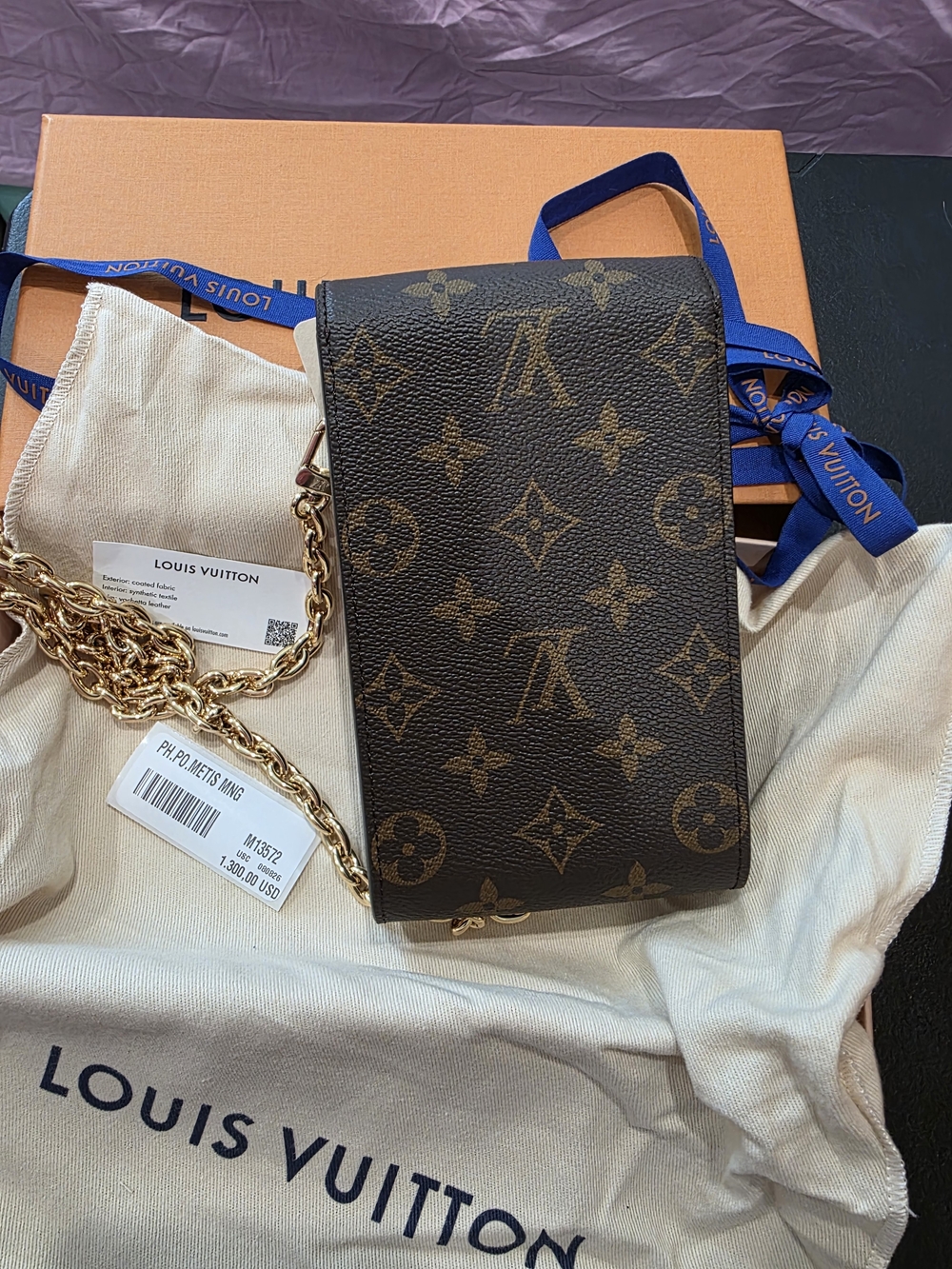 Louis Vuitton Monogram Phone Crossbody in Brown - Phone Pouch Métis - Picture 3 of 6